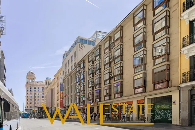 Exclusivo Piso Reformado en el Corazón de Madrid — 16
