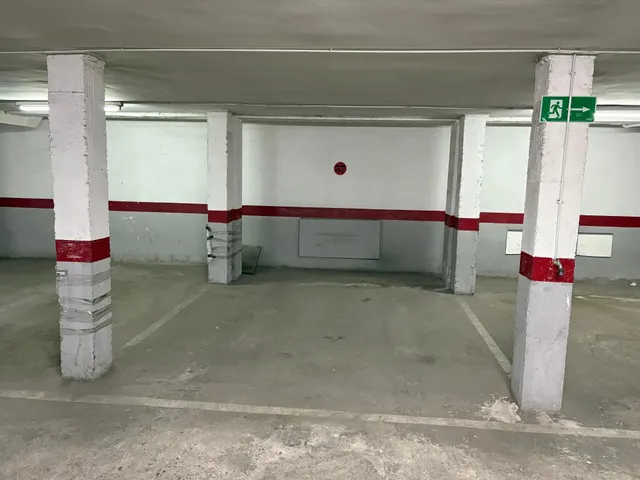 Garaje en venta en zona santos (en propiedad) — 2