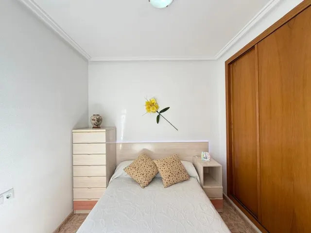 Apartamento 2 habitaciones 72m² en venta - Estacion de autobuses — 16