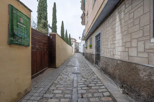 ALQUILER PARA ESTUDIANTES (ZONA REALEJO) — 44