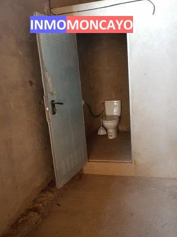 TERRENO CON ALMACEN EN RIBAFORADA — 8