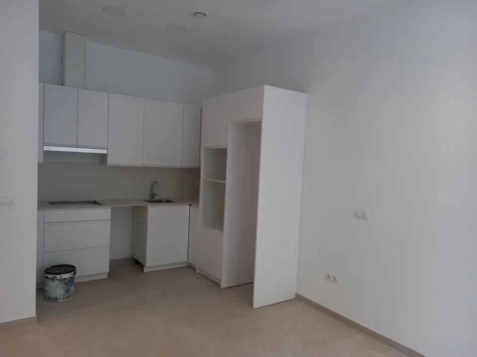 SE ALQUILA VIVIENDA