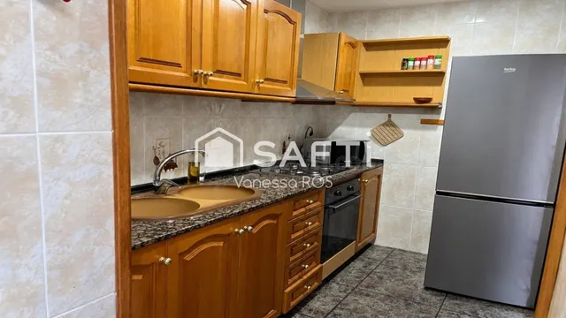Descubre este acogedor piso y su excelente comunicación con  - foto 5