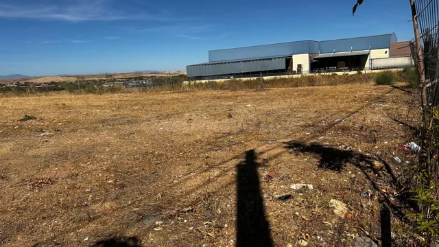 PARCELA INDUSTRIAL DE 1.500 m² EN POLIGONO LOS FRAILES – DAG - foto 5