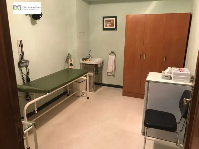 DESPACHO PROFESIONAL EN LA ZONA DE LA PLAZA INMACULADA — 6