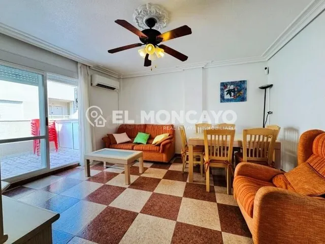 Fantástico apartamento con amplia terraza a tan solo 200m de - foto 2