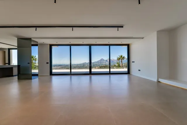 Villa Salónica. Villa contemporánea con excepcionales vistas - foto 4