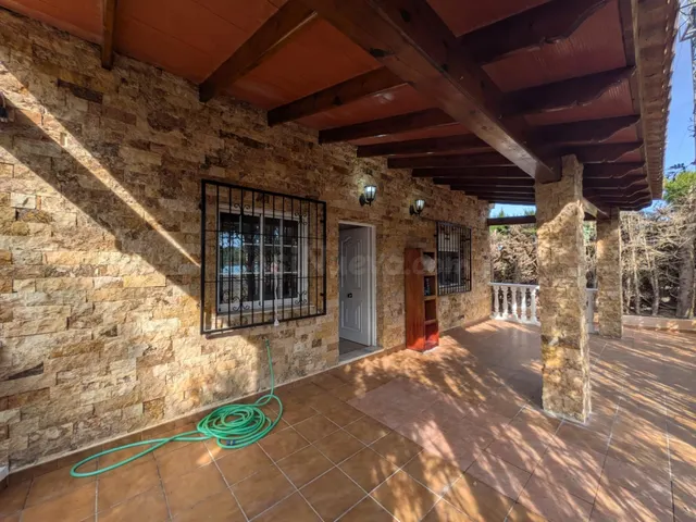 ESPECTACULAR FINCA CON CASA, PISCINA PRIVADA Y PLANTACIÓN DE - foto 4