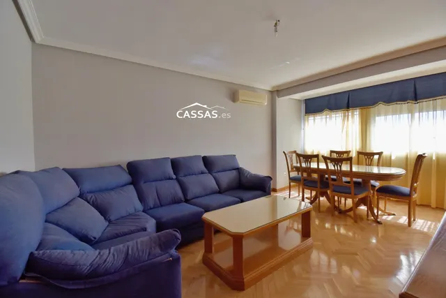 ZONA CENTRO-  Piso de 3 dormitorios y terraza. Ascensor. — 11