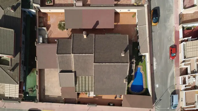 OPORTUNIDAD PATRIMONIAL ÚNICA EN PRIMERA LÍNEA DE GUARDAMAR DEL SEGURA — 27