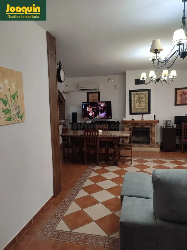 PRECIOSA CASA EN LA ZONA DE MAJANEQUE ¡ CON POSIBILIDAD DE H - foto 4