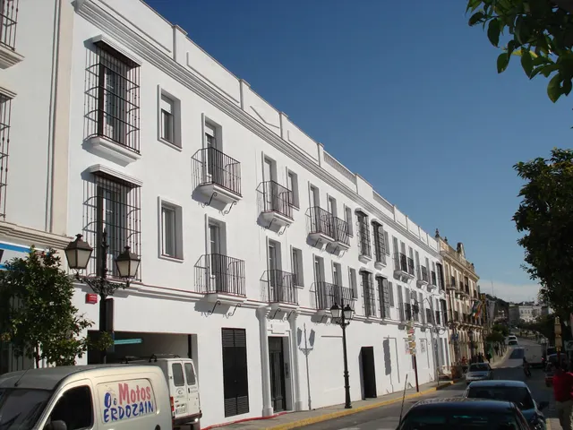 SE ALQUILA GARAJE EN CALLE MUÑOZ VAZQUEZ EN ARCOS - foto 3