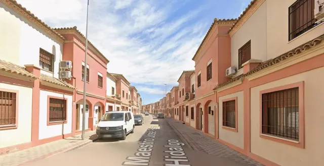 CASA EN UTRERA