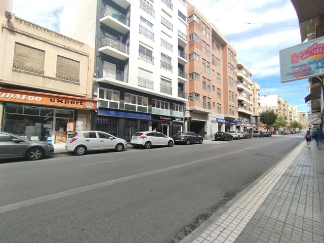 CORAZON DE JESUS - LOCAL DE 270 M2 — 2