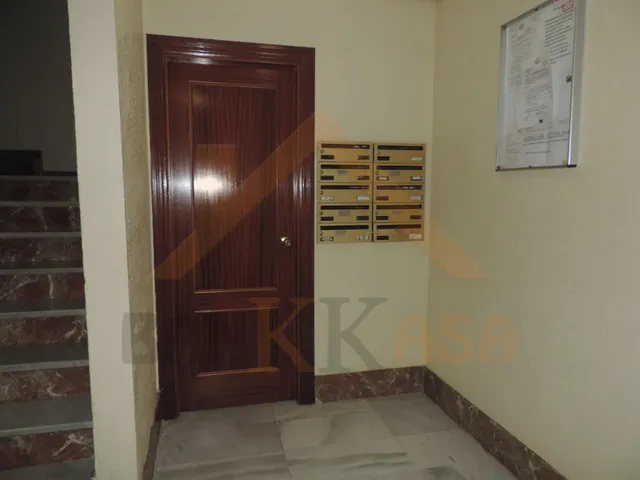 SE VENDE PISO EN EJIDO FRENTE A LA PLAZA MAYOR DE EL EJIDO — 23