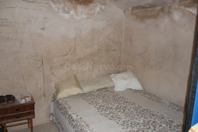 Se vende casa-cueva en Monovar con 2000 metros de terreno!!! - foto 4