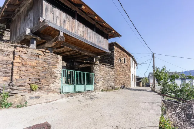 Finca rústica en el corazón de la montaña gallega — 49