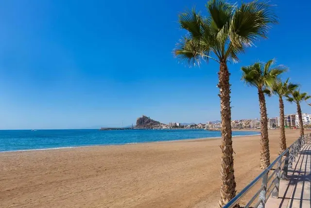 COMPLEJO RESIDENCIAL DE OBRA NUEVA EN AGUILAS — 10