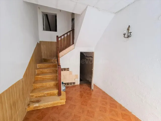 CASA DE PUEBLO EN LA POBLA DE MONTORNES