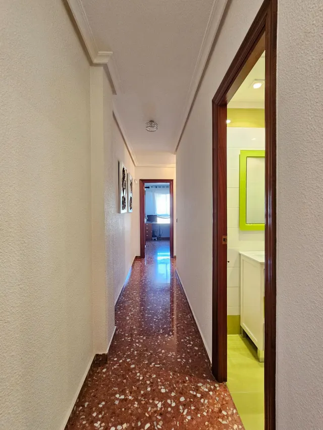 Piso de 3 dormitorios con terraza y garaje en San Vicente del Raspeig — 23