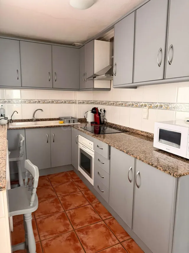 Piso 2 habitaciones 83m² en venta - Estacion de autobuses — 6