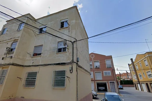 BAJO VIVIENDA DE 3 habitaciones, EXCELENTE INVERSION CON SENTIDO. — 16