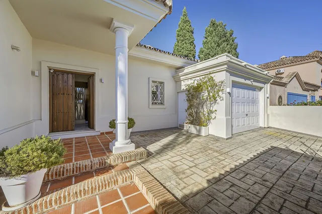 Chalet 5 habitaciones 307m² en venta - Marbella — 25