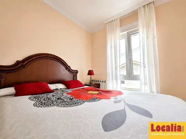 Casa familiar reformada con jardín en Miengo — 37