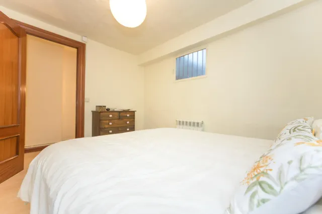 Piso en calle San Lorenzo, Pamplona — 10