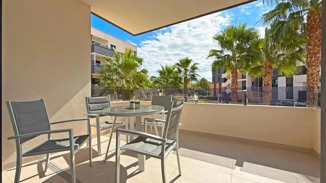 Apartamento 2 habitaciones 72m² en venta - PAU 8 — 6