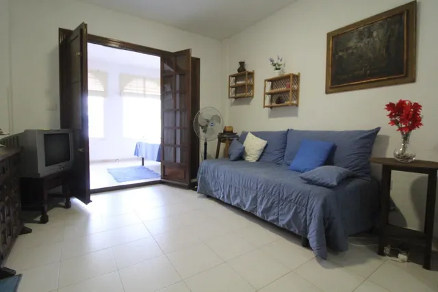 Estudio en residencial con piscina — 6