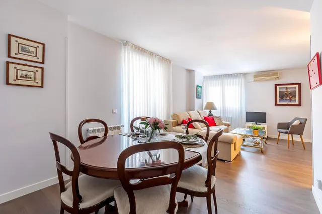 Amplitud, diseño y comodidad junto a La Vaguada – Calle Julio Palacios, Madrid — 12