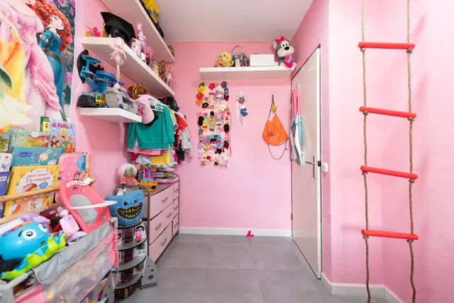 PISO EN VENTA EN CALLE GUADALBULLÓN — 22