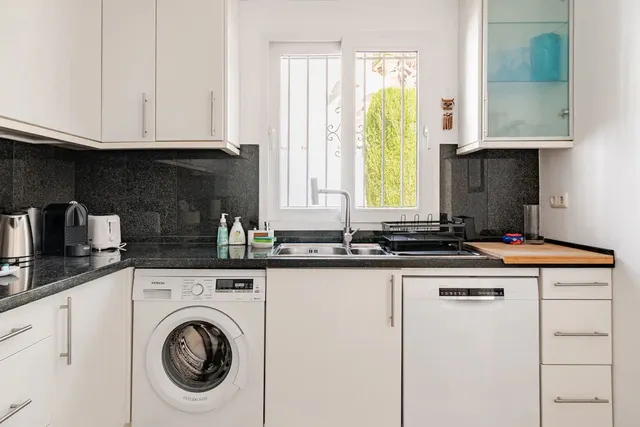 Chalet 4 habitaciones 294m² en venta - Marbella — 25