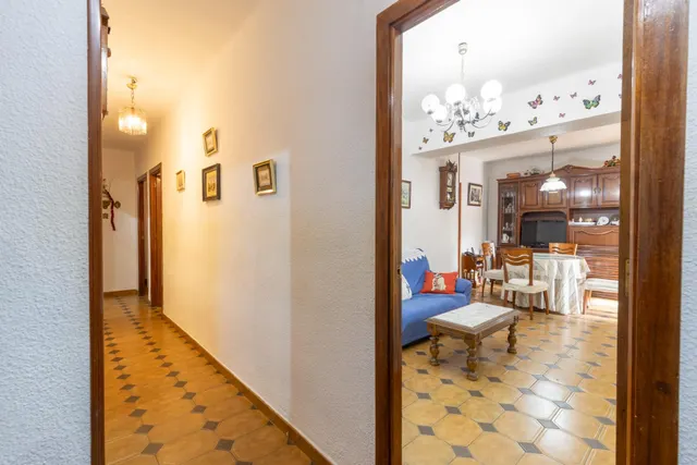 Piso amplio de tres dormitorios en ribera del genil-camino de ronda — 3