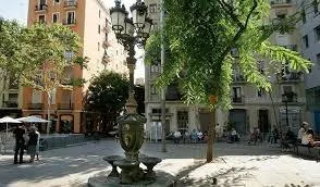 Ático con Solarium reformado en el corazón del Paral·lel (Barcelona) — 34
