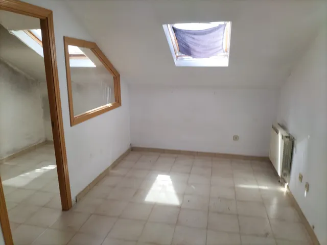Se vende Chalet pareado en venta en Calle del Cercado Redondo, 8 — 32