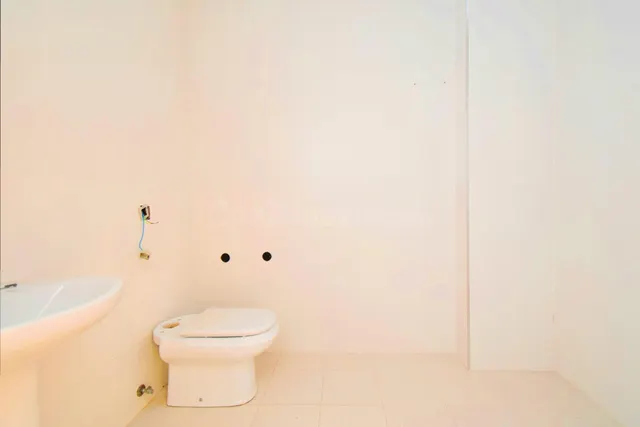 ¡Oportunidad única! Local comercial en venta con excelente v - foto 5