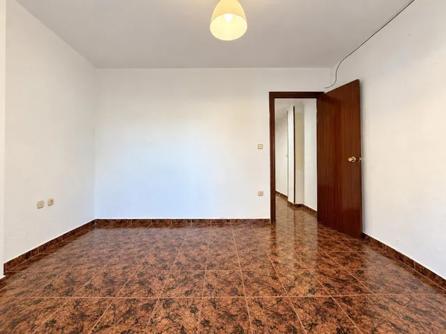 MAGNÍFICA PLANTA BAJA EN PUÇOL — 40