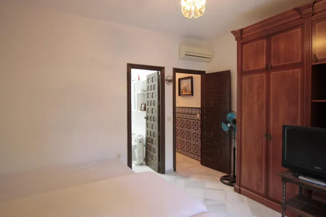 CHALET EN VENTA EN URBANIZACIÓN ROSALEDA DE LA PLATA — 27