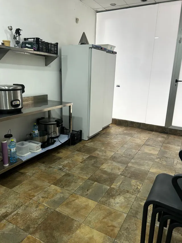 Traspaso de local comercial de 253 m2 — 7