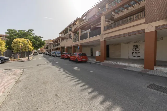 Piso con terraza y dos plazas de garaje en Atarfe! — 40