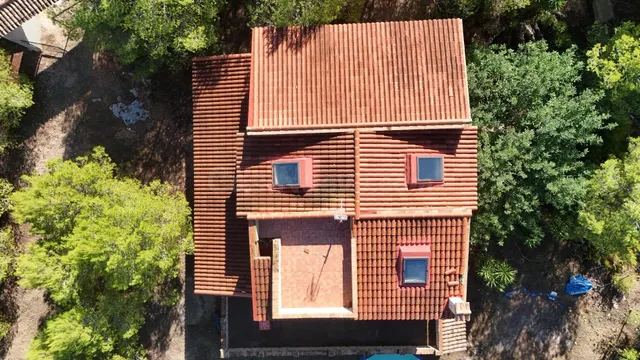 CHALET URBANO MAS PARCELA EN CASINOS — 4
