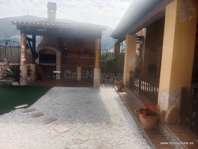 Casa con terreno en la pedanía de Arneva, Orihuela. Vivienda - foto 3