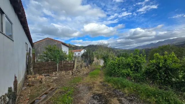Nave en Camijanes, Herrerias - foto 4