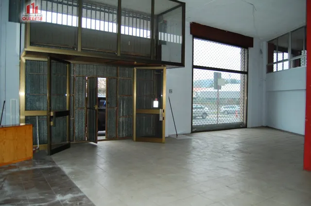 LOCAL COMERCIAL CON GARAJES EN LA ZONA DEL COUTO — 7