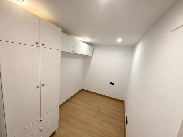 Piso Reformado en la Marina del Port - ¡Tu Nuevo Hogar te Espera! — 12
