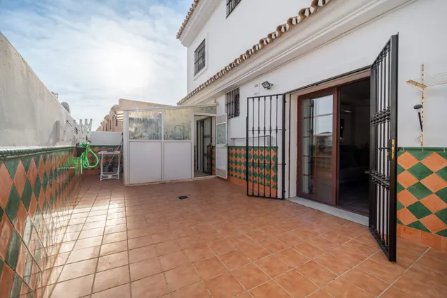 Exclusivo Chalet Pareado en Esquina – Cancelada (Estepona) — 33