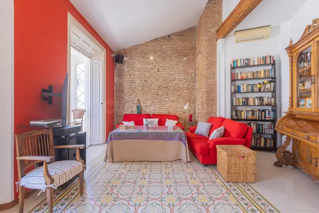 Ático exclusivo con terraza privada y torreón con vistas pan - foto 2