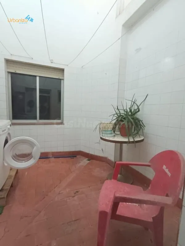 Amplia Casa en María Auxiliadora, Badajoz - Oportunidad Única por €429,000 — 5